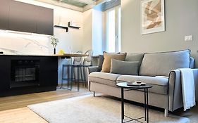 Jacuzzi Luxury Apartment In The Town Centre